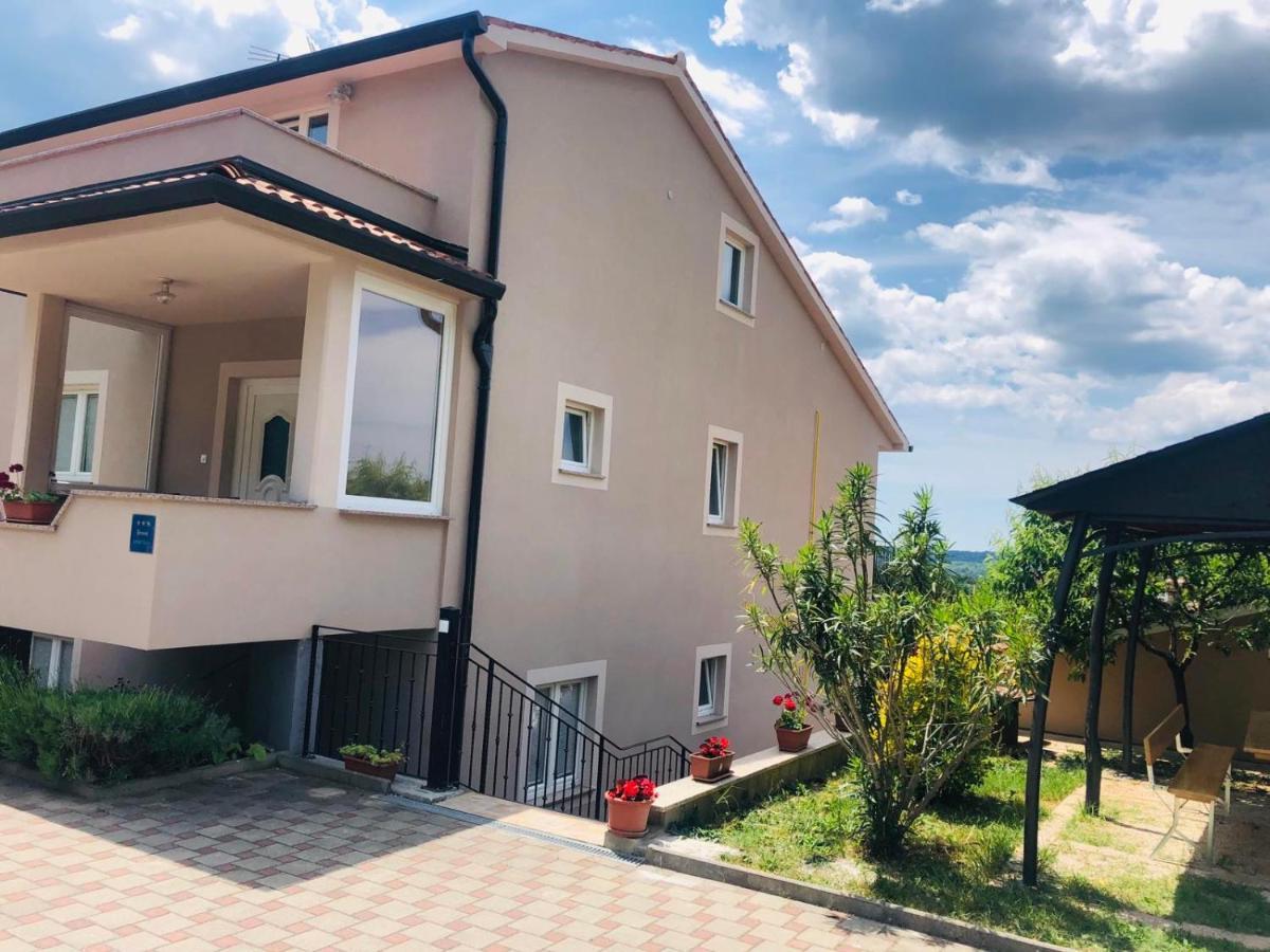 Apartments Zdenka Labin  Ngoại thất bức ảnh