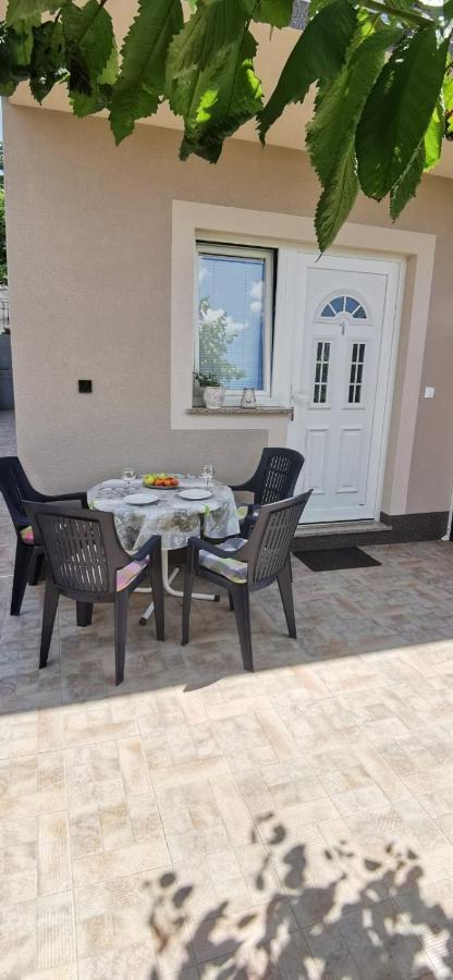 Apartments Zdenka Labin  Ngoại thất bức ảnh