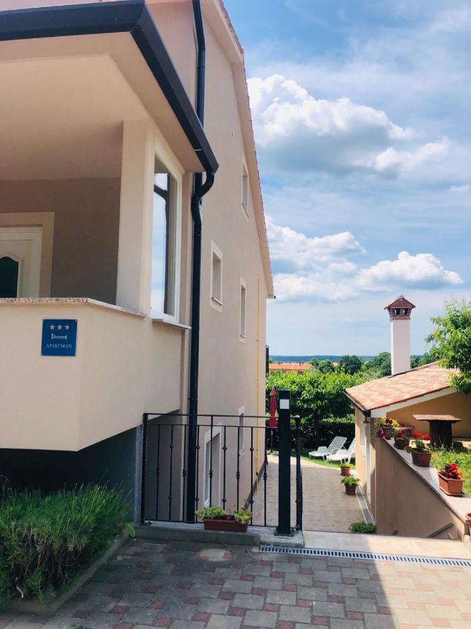 Apartments Zdenka Labin  Ngoại thất bức ảnh